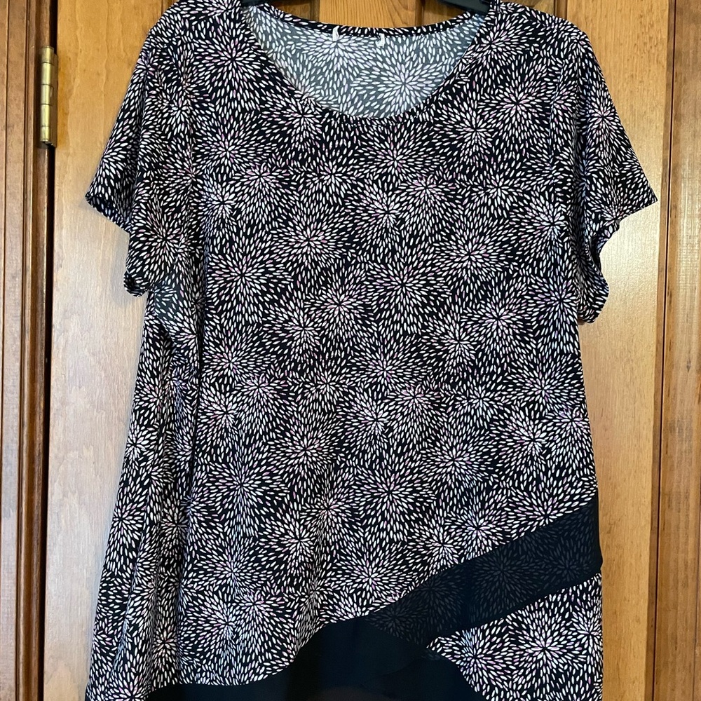 Stylish Black and White Women's Top